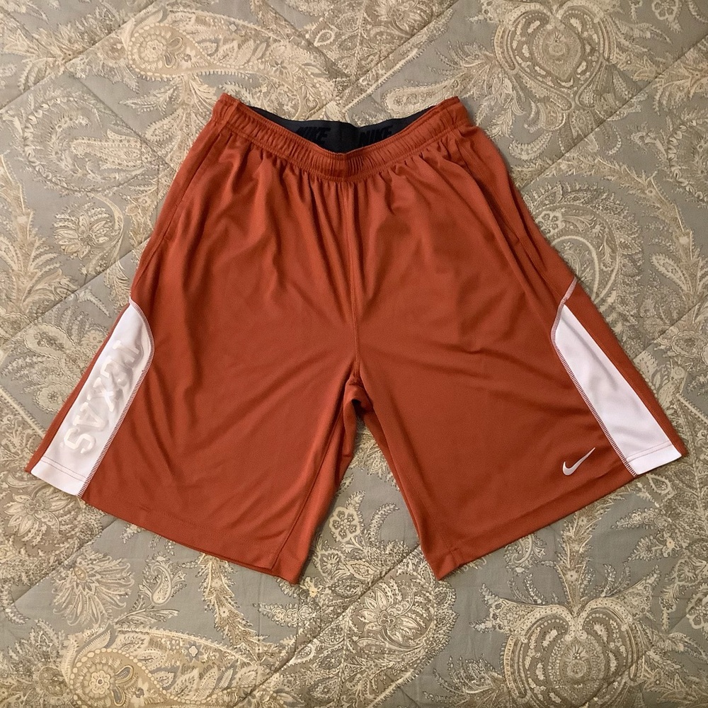 EUC Nike Dri-fit U of Texas Longhorns Shorts Sz XL